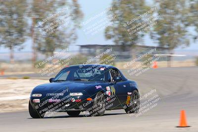 media/May-01-2022-CalClub SCCA (Sun) [[03a481c204]]/Group 5/Qualifying (I5)/